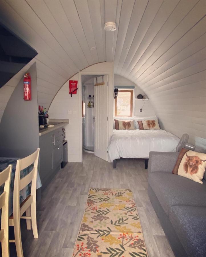 Chalet Duirinish Pods With Private Hot Tubs And Duirinish Bothy With No Hot Tub Plockton